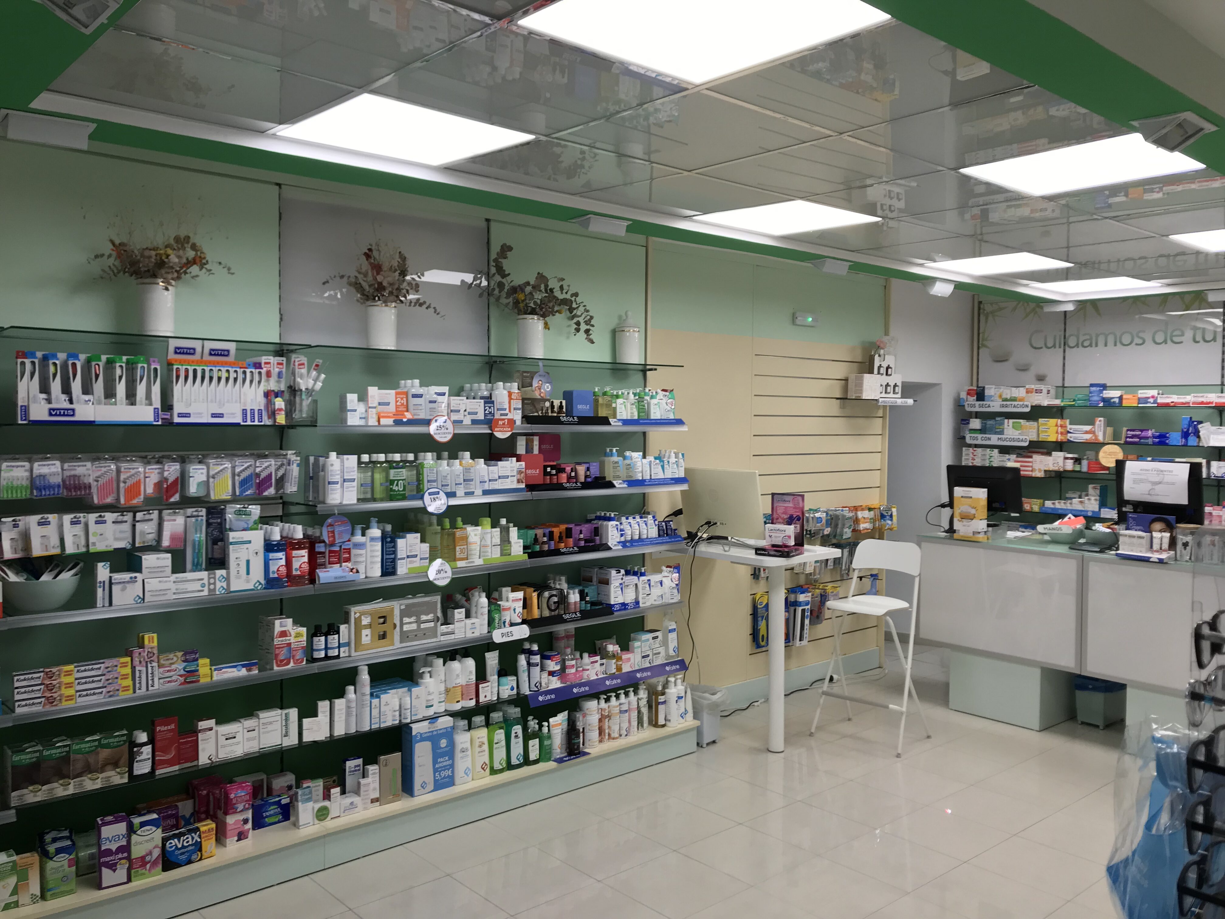 1 farmacia exposición